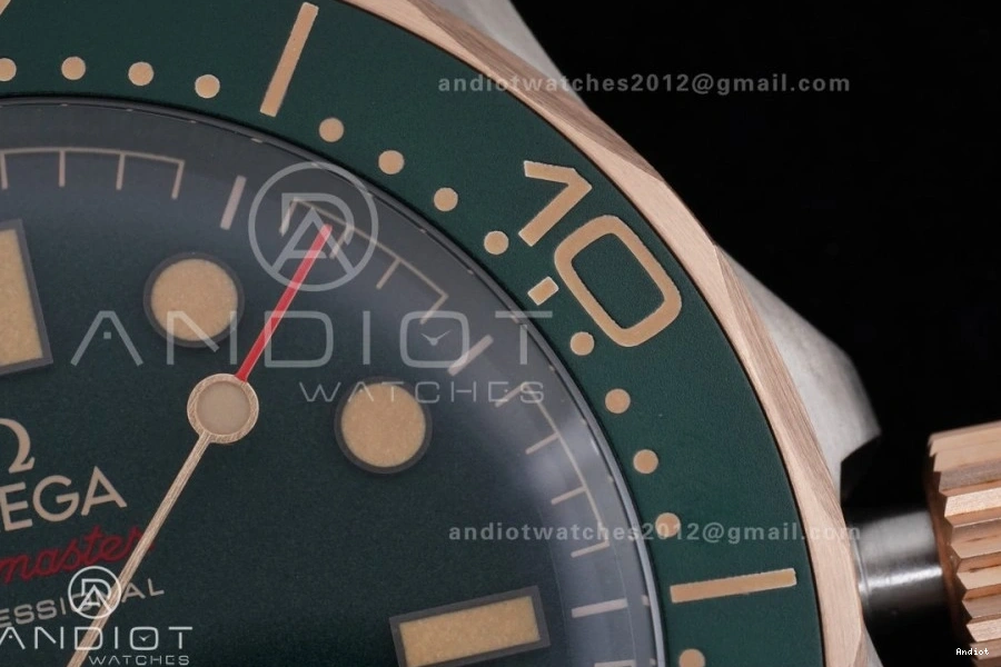 Seamaster on 1:1 VSF Best Mesh Rose Diver Green 300M Edition Dial A8806 Bracelet Gold 1224